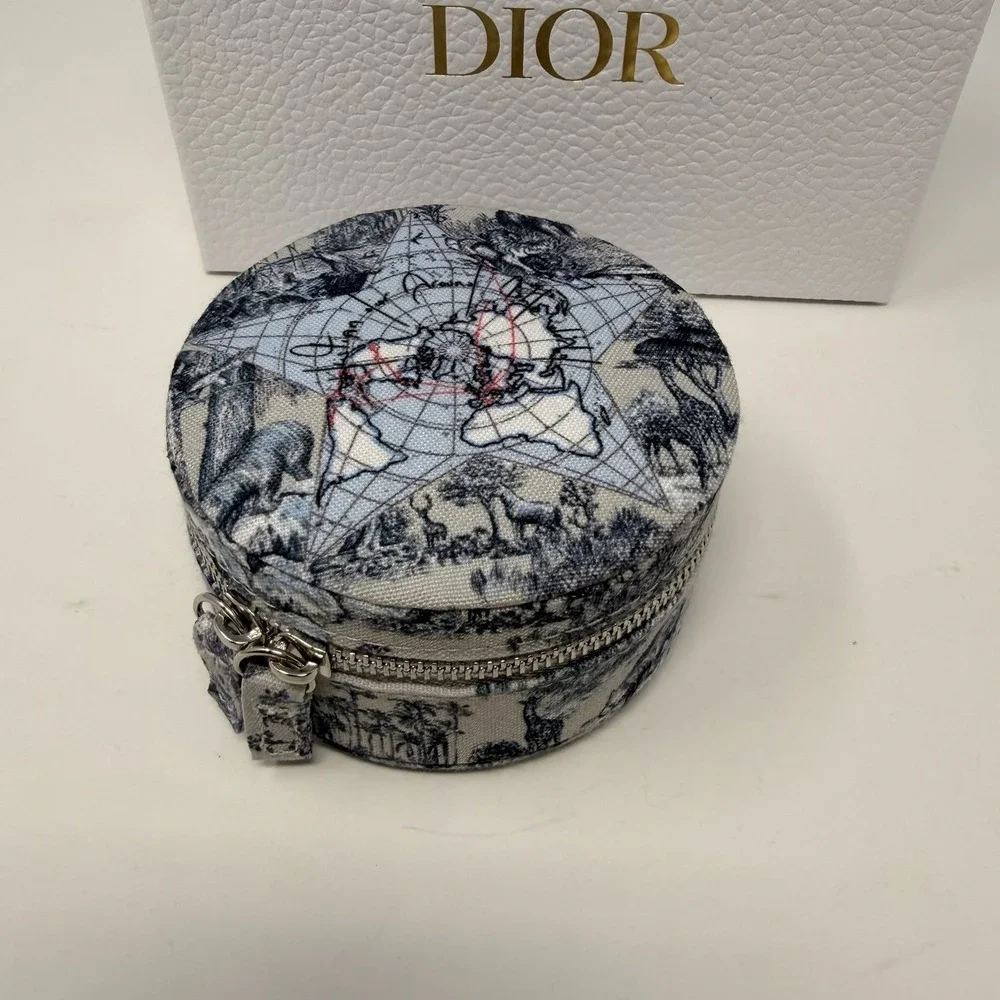 DIOR Around The World Travel Jewelry Case & Miss Dior Blooming Bouquet Gift Set